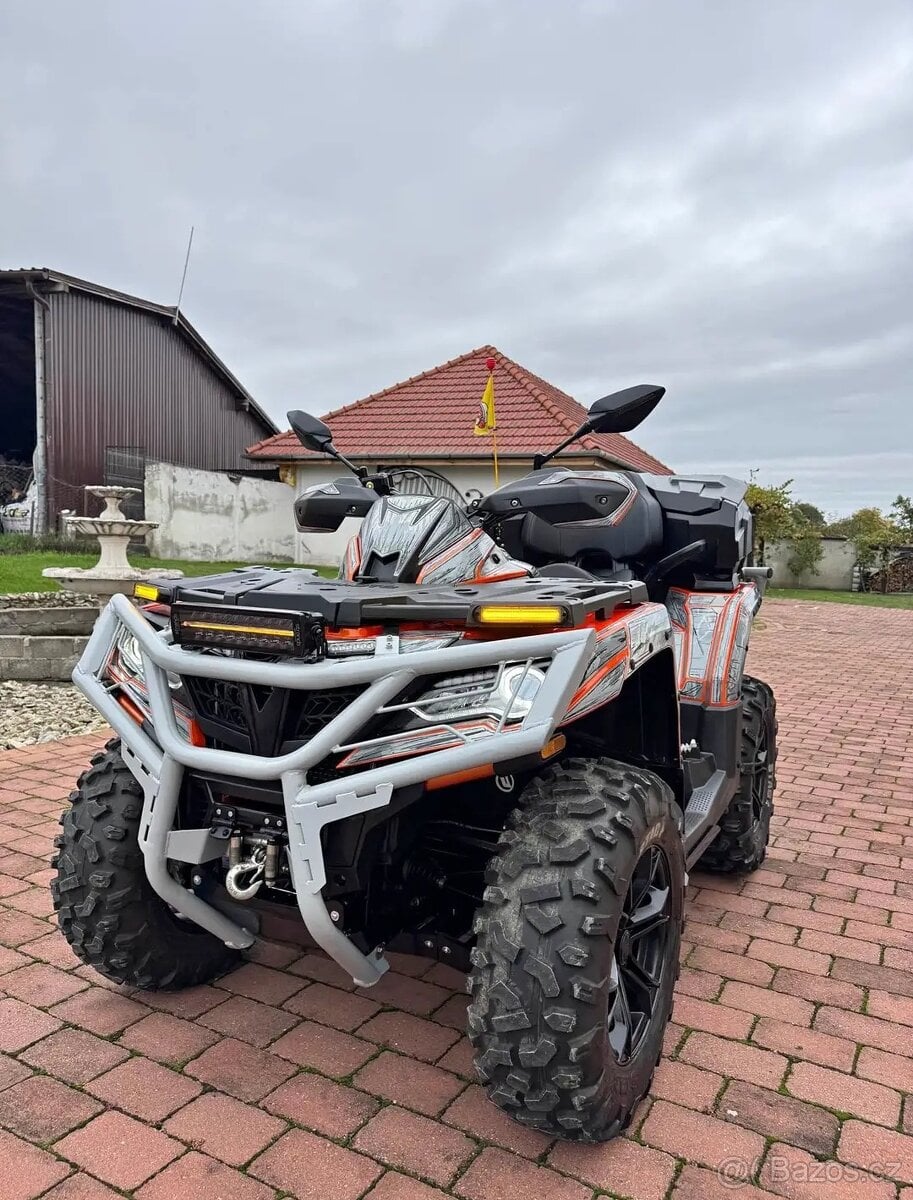 Čtyřkolka CF MOTO X1000