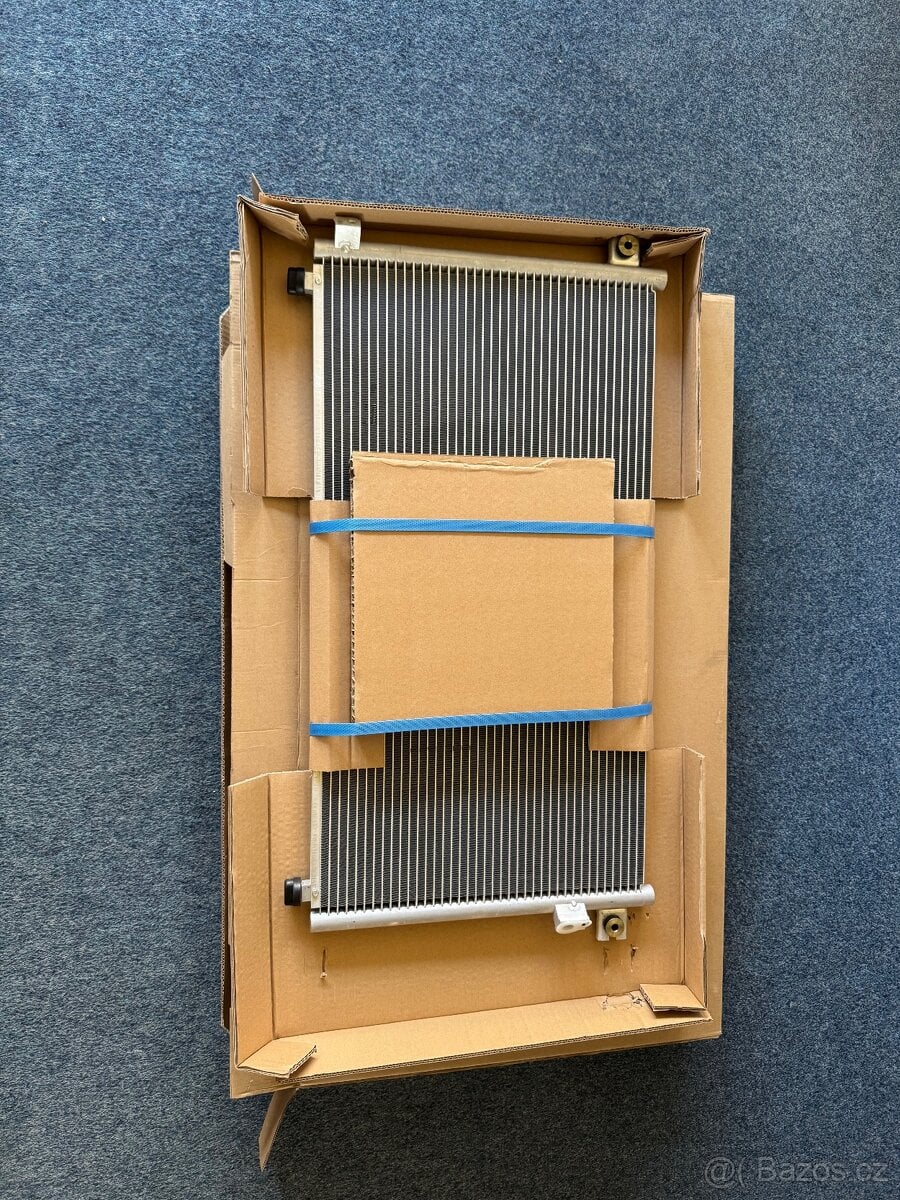 Chladič klimatizace Nissan Patrol