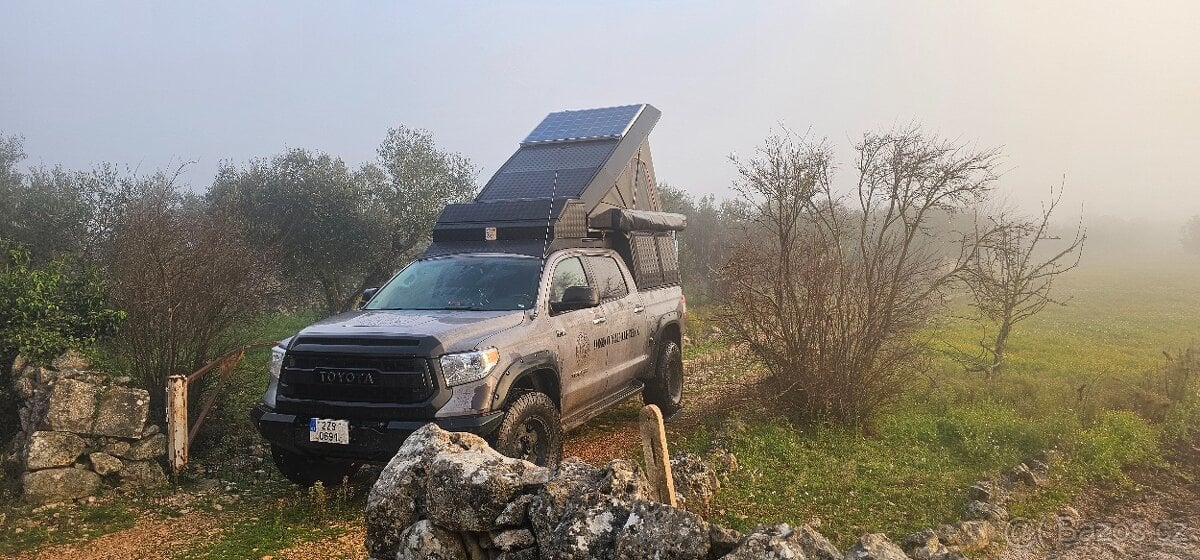 Expediční toyota Tundra