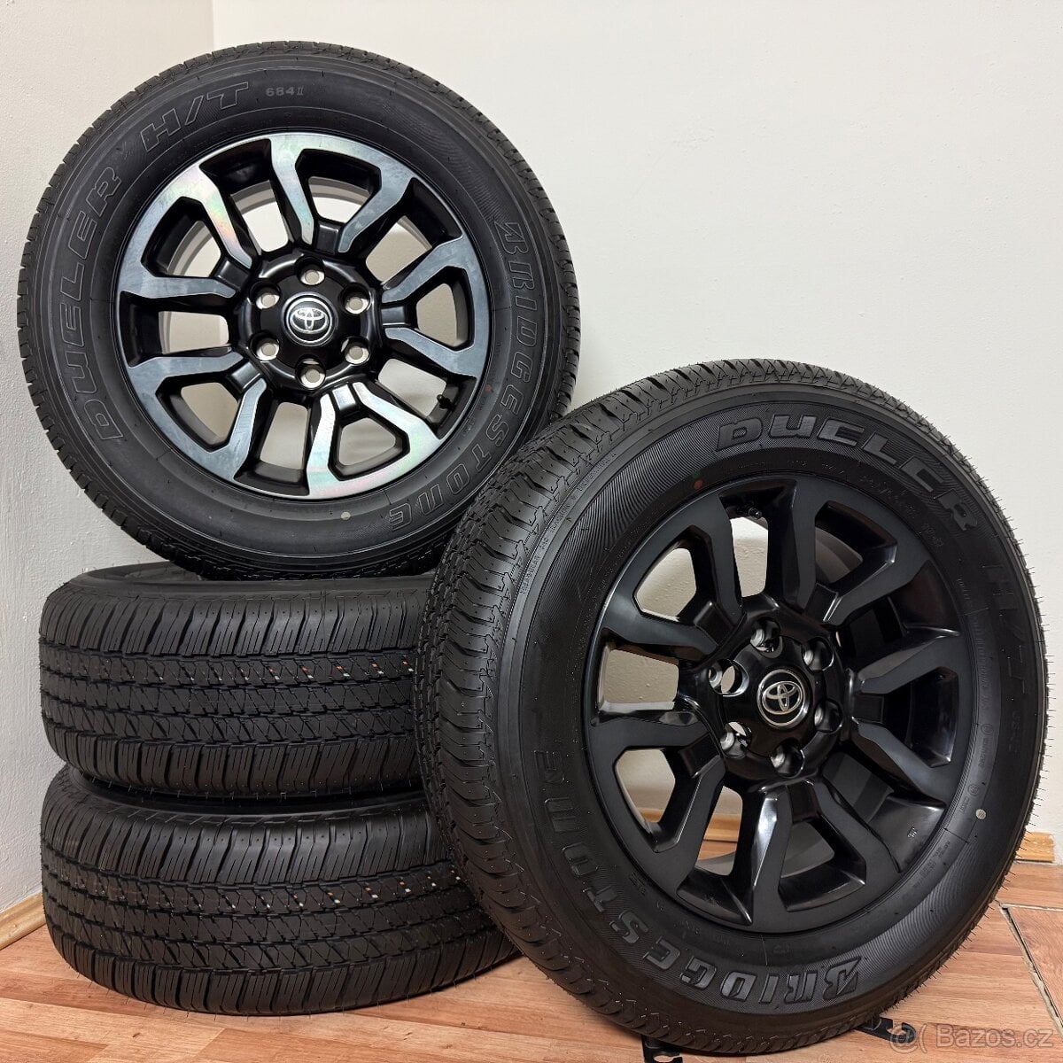 TOYOTA HILUX 6x139,7 R18 ET30+LETNÍ 265/60R18 9mm