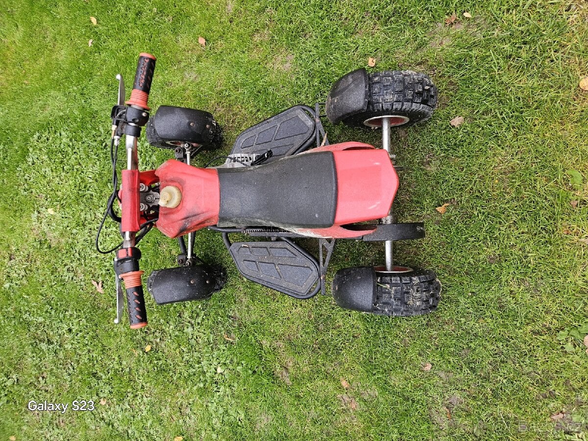 Dětská mini čtyřkolka