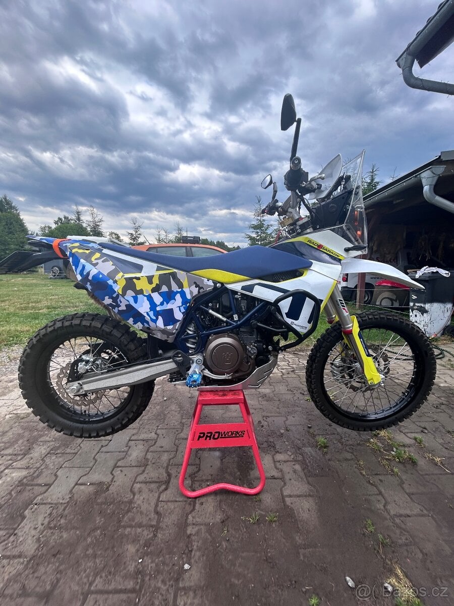 Husqvarna 701 enduro rally