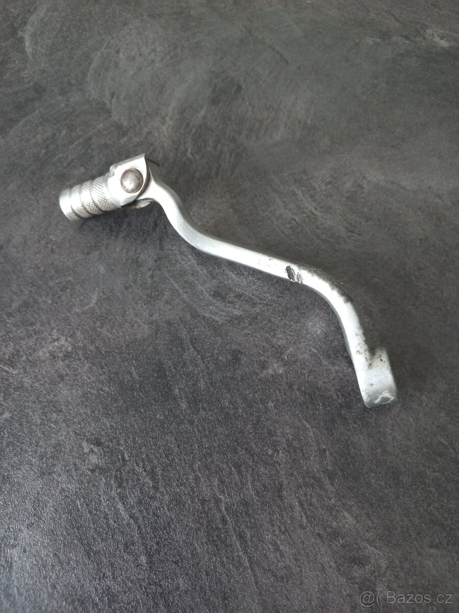 KTM 520 EXC - řadící páka