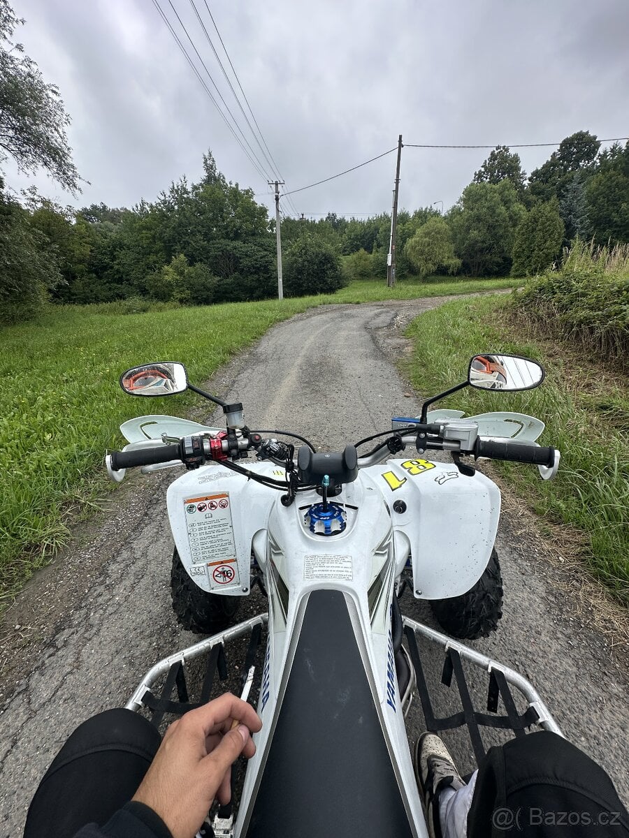 Yamaha 450 čtyřkolka atv