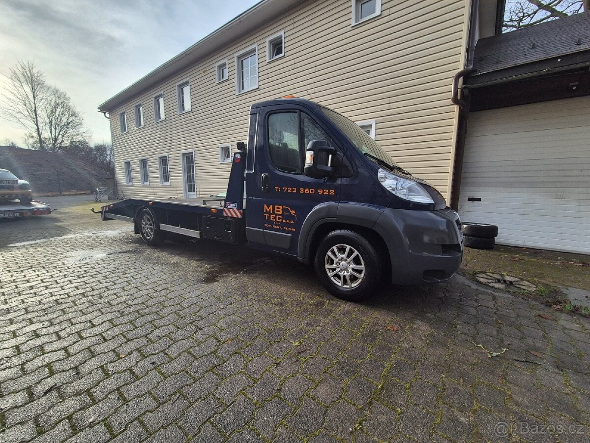 Peugeot Boxer 3,0 hdi 170 odtahovka