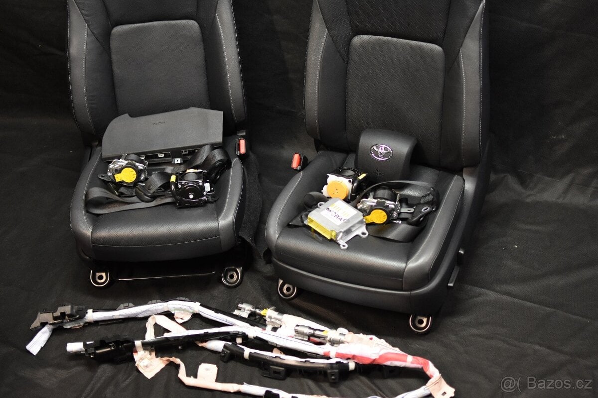 Toyota Airbag bezpečnostní pás palubní deska