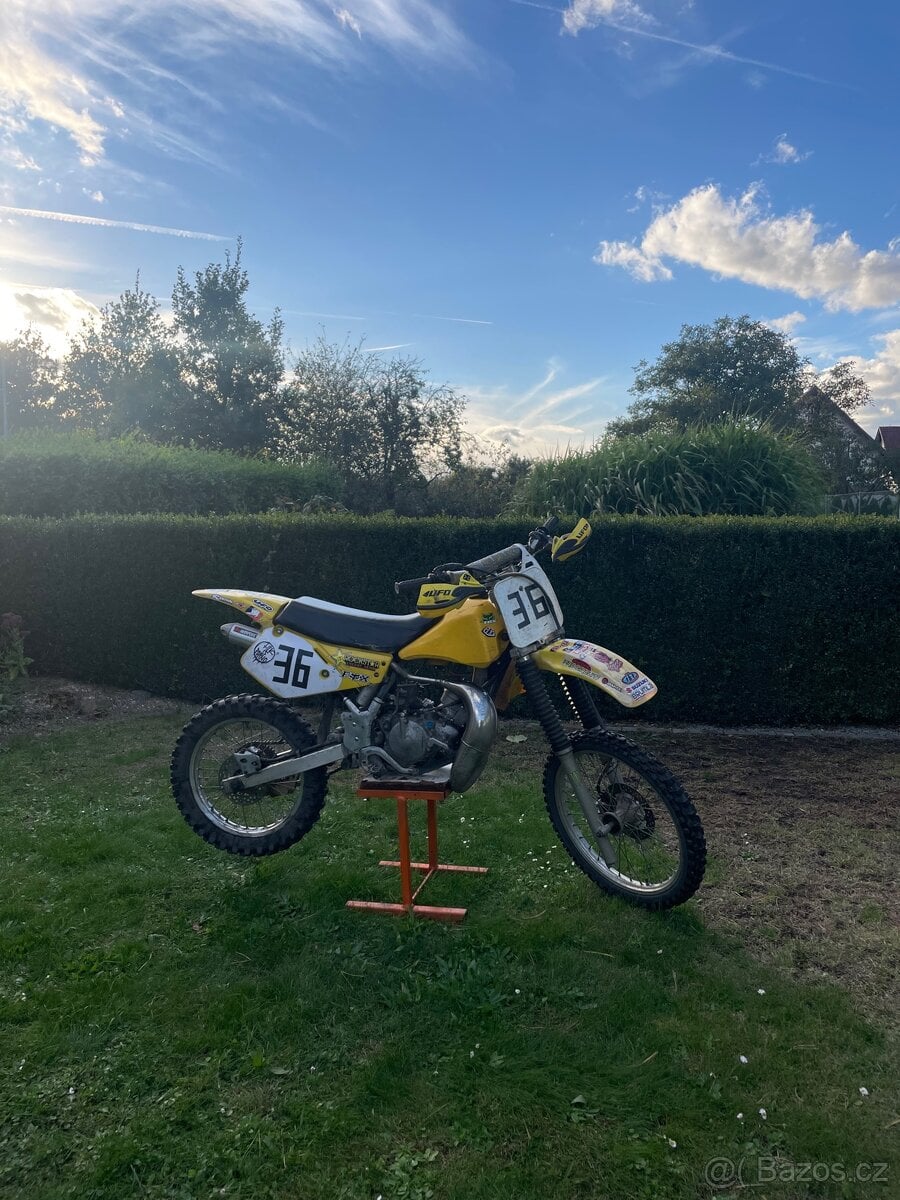Suzuki rm80