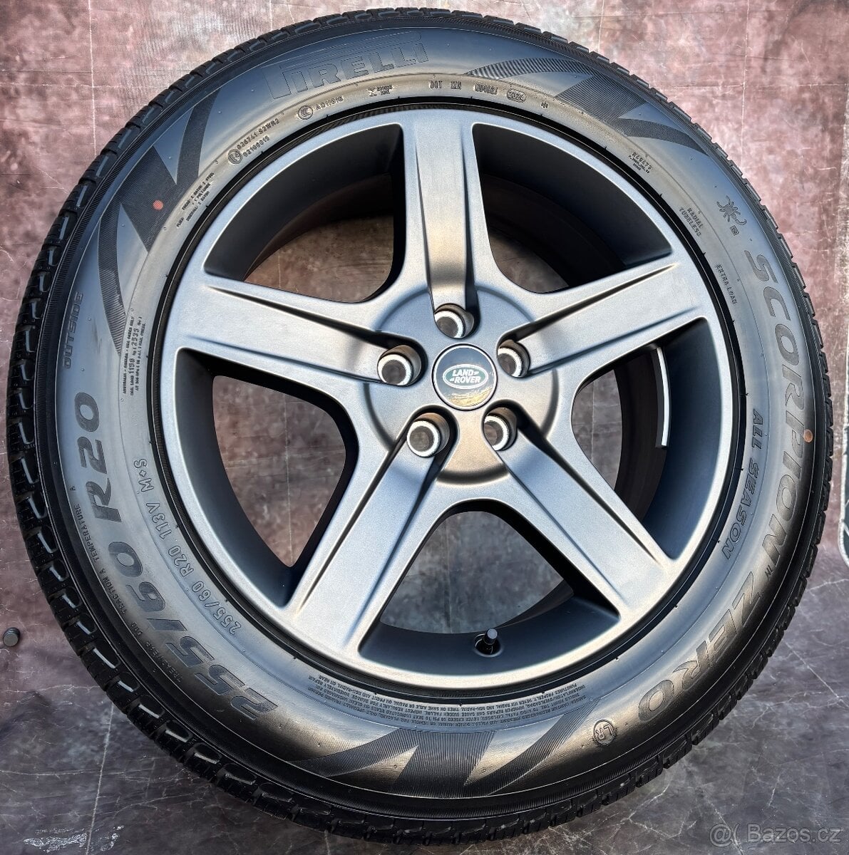 Originální alu kola Land Rover Defender 255/60R20 113V