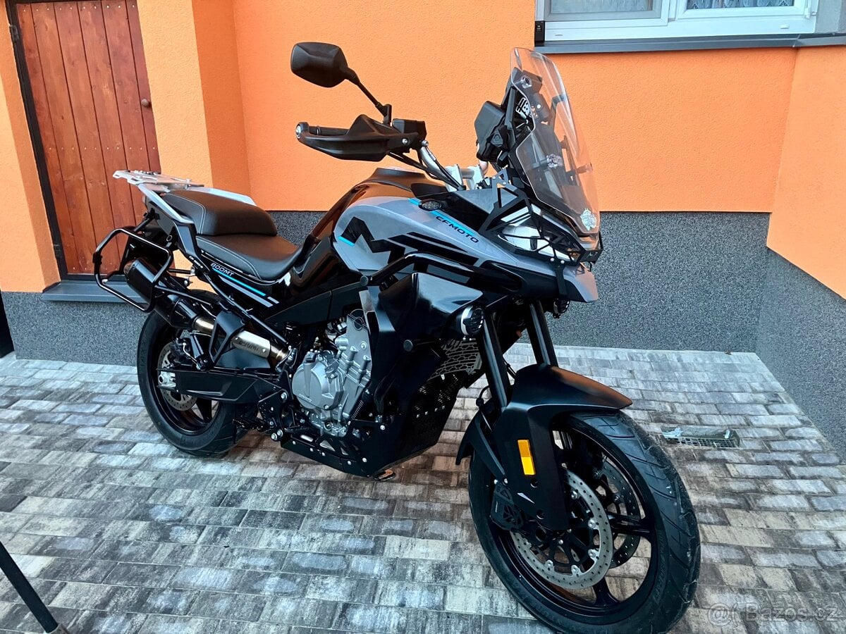 Motorka CFMOTO 800MT sport