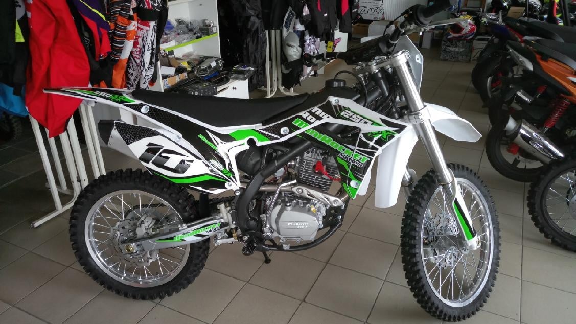 MiniRocket  250RX, kola 21/18