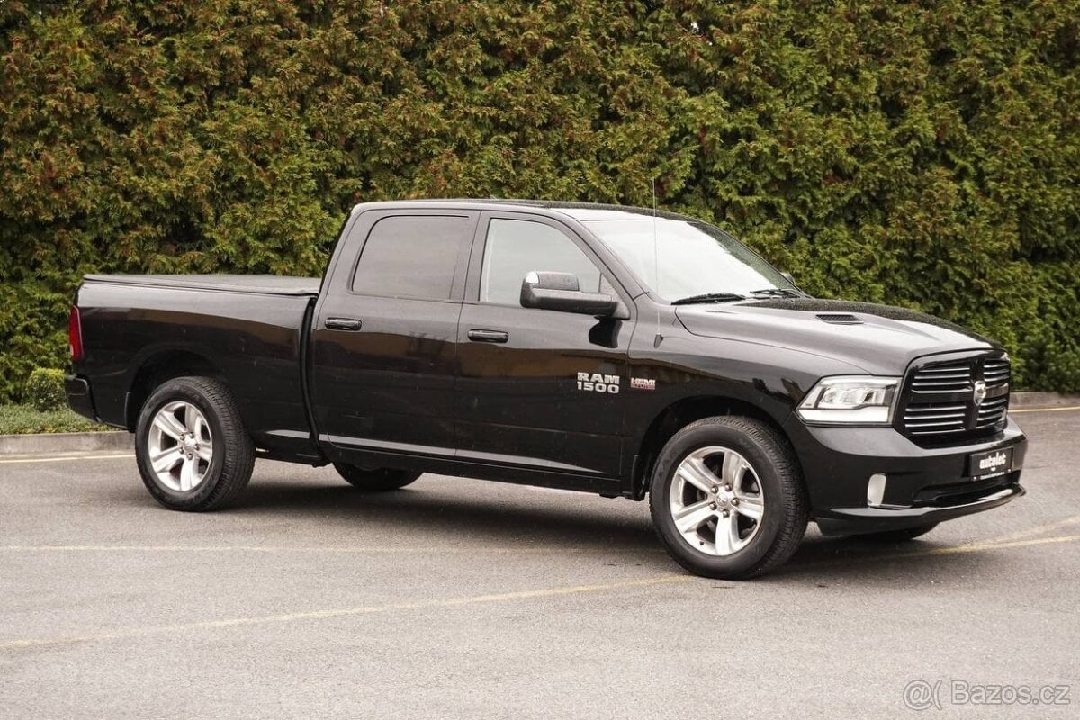 Dodge Ram 1500 DODGE RAM 1500 SPORT 5,7HEMI