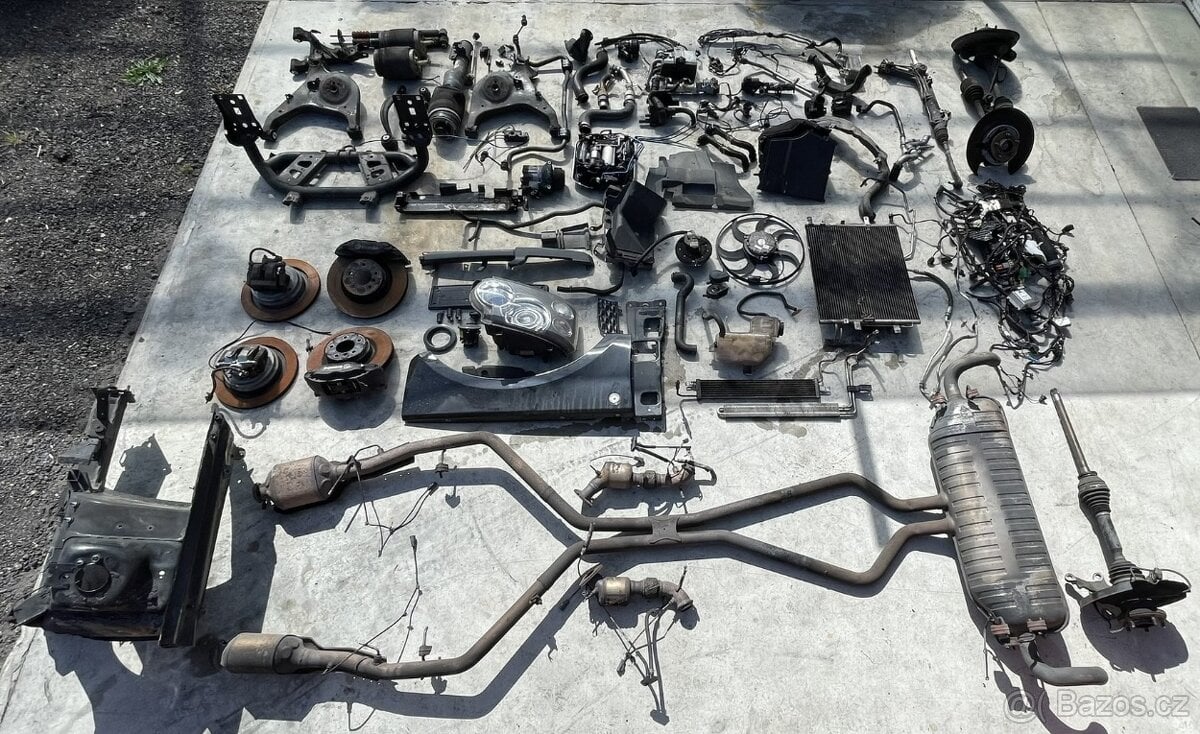 Land Rover Range Rover Vogue L322 3.6 TDV6 - díly