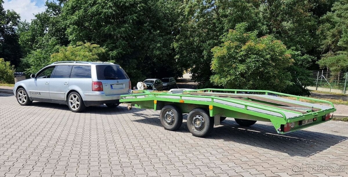 Pronájem podvalu na převoz aut - stačí skupina B