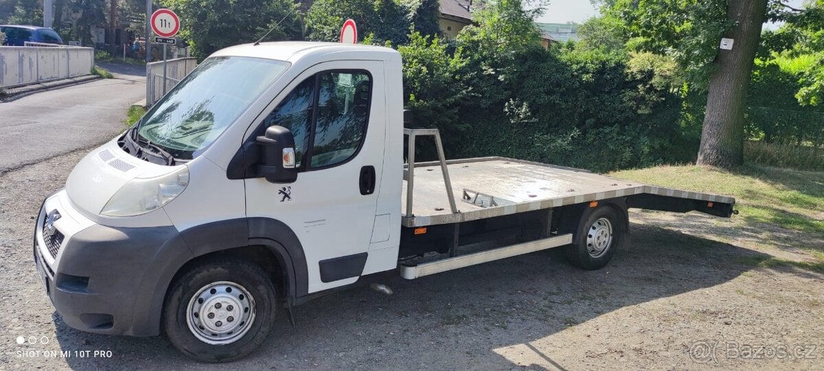 Odtahové vozidlo PEUGEOT Boxer 2,2D