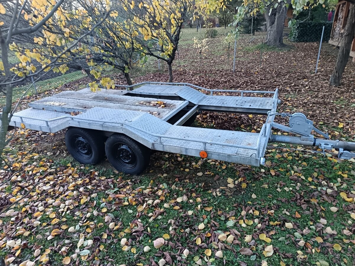 vozík na auta přepravník aut
