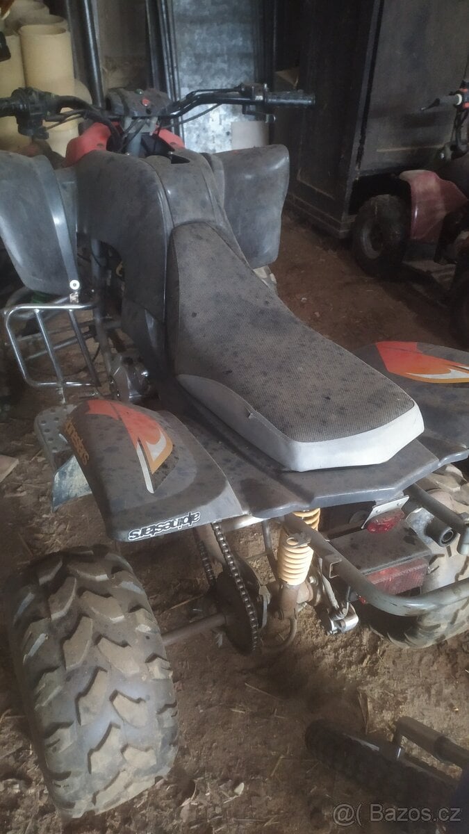 PRODÁM ČTYŘKOLKU 250