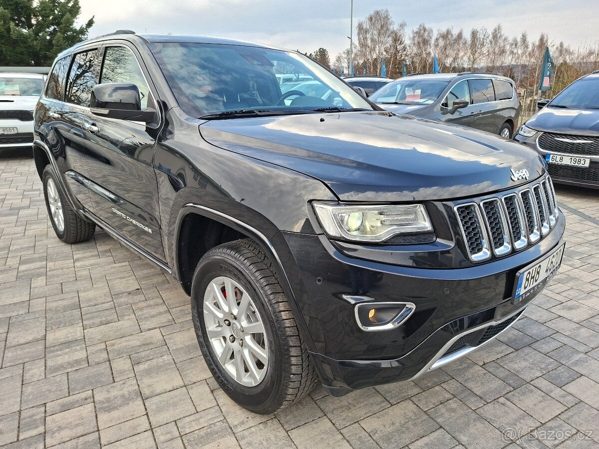 Jeep Grand Cherokee 3,6L OVERLAND 4x4, koupeno v ČR, nehav.