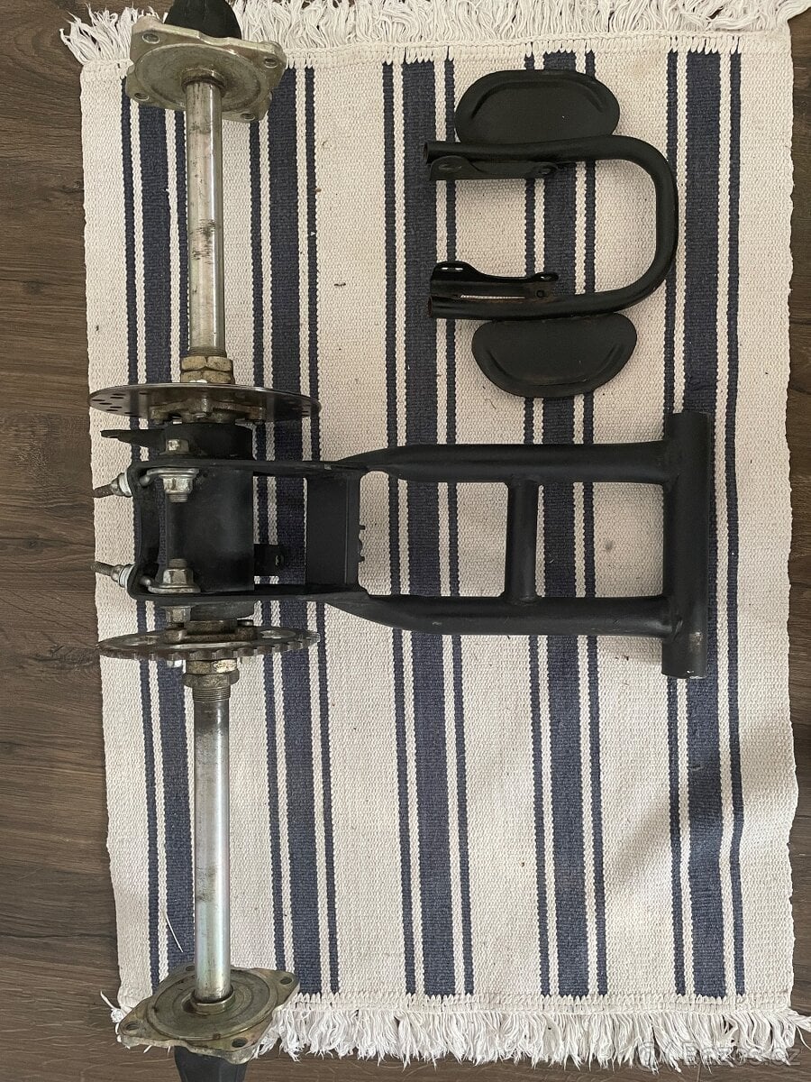 Zadní náprava čtyřkolky