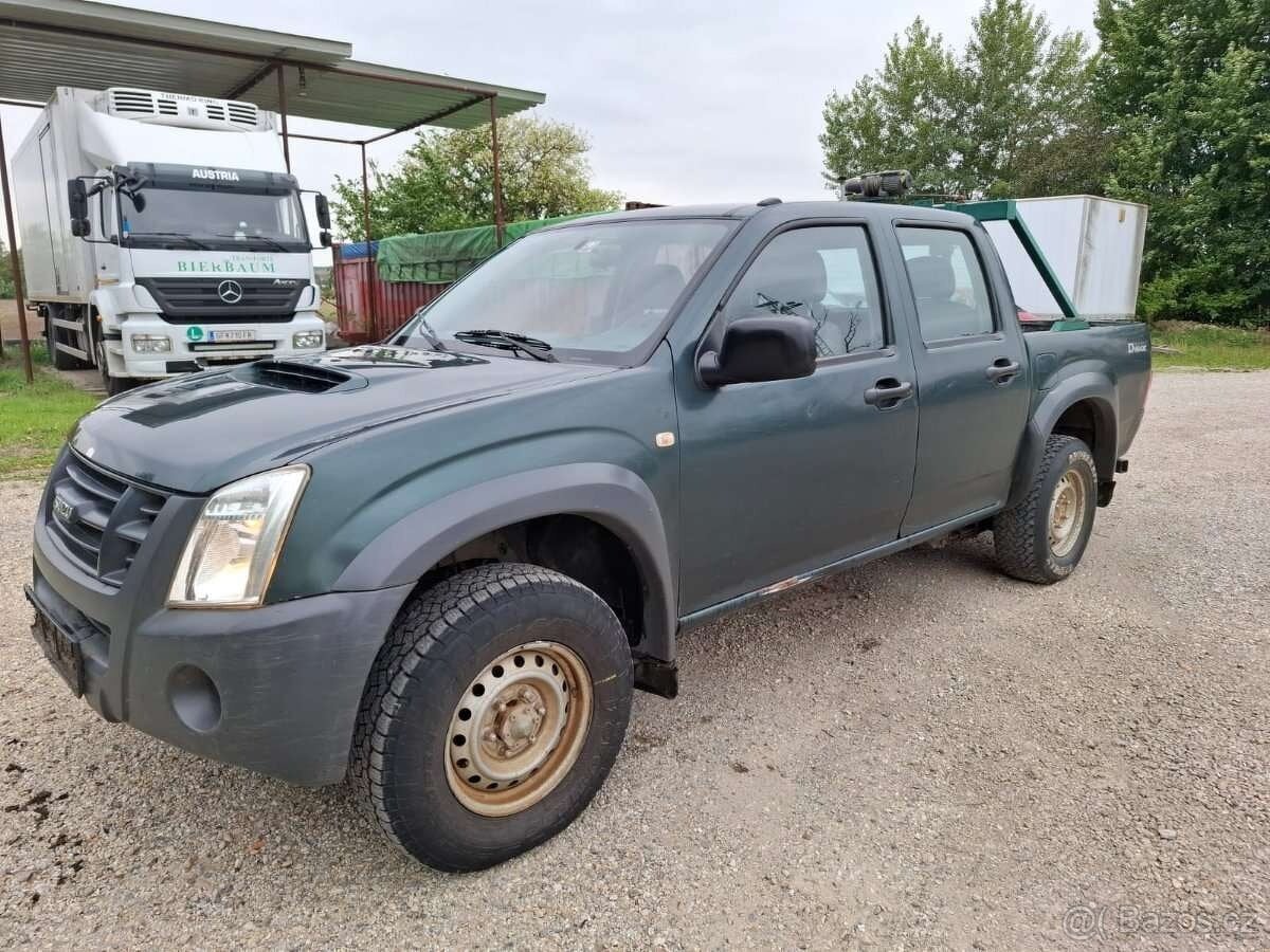 Isuzu D-Max 2.5 Diesel 100kw 4x4 Pick Up Model 2011