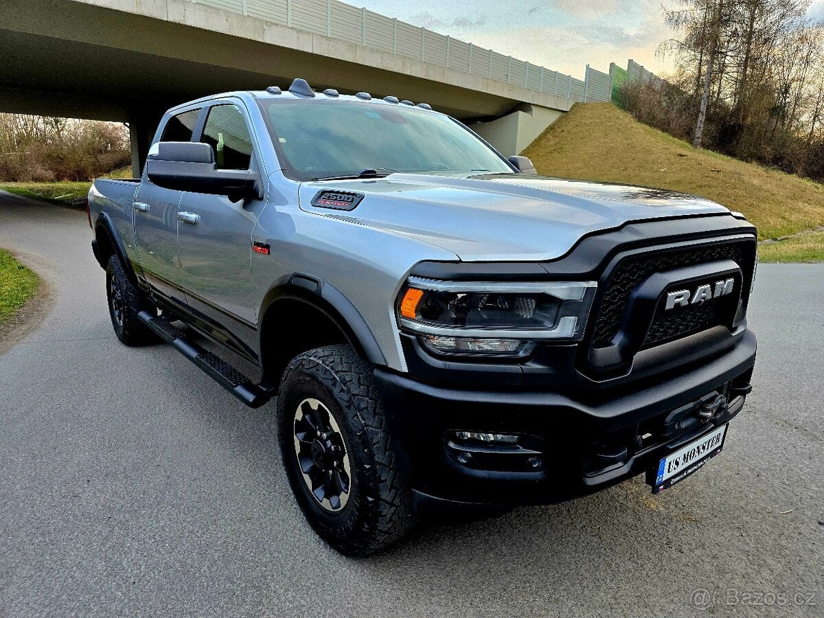 Dodge Ram 2500 Power Wagon, NEBOURANÉ, DPH, LPG