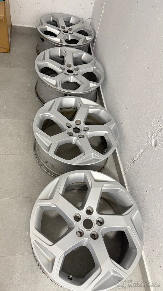 Alu kola ,,20” range rover sport
