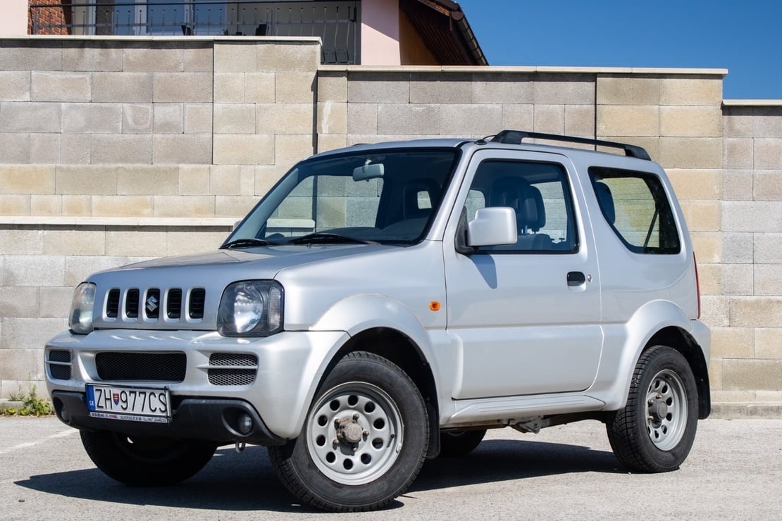 Suzuki Jimny /AJ NA SPLATKY/