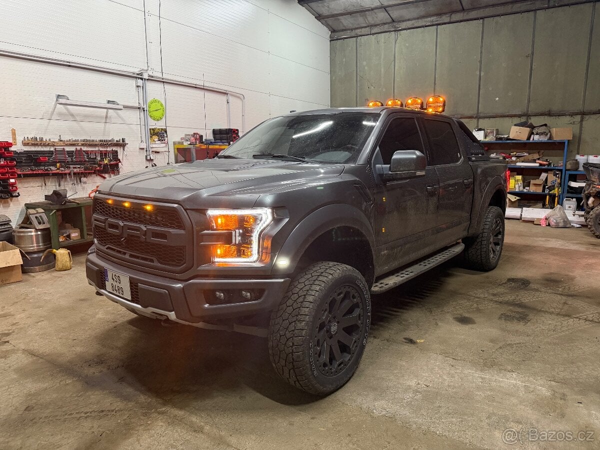 Ford F-150 Raptor|3.5V6|336kW|4x4|DPH|NEHAVAROVANÉ