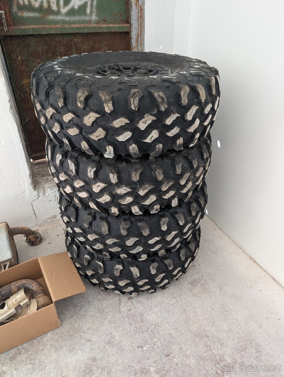 kola beadlock - can am maverick x3