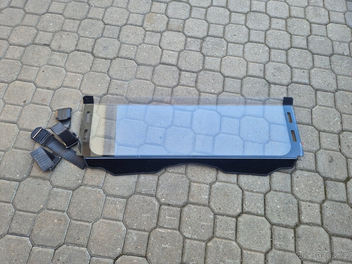 Prodám čelní sklo cf moto zforce