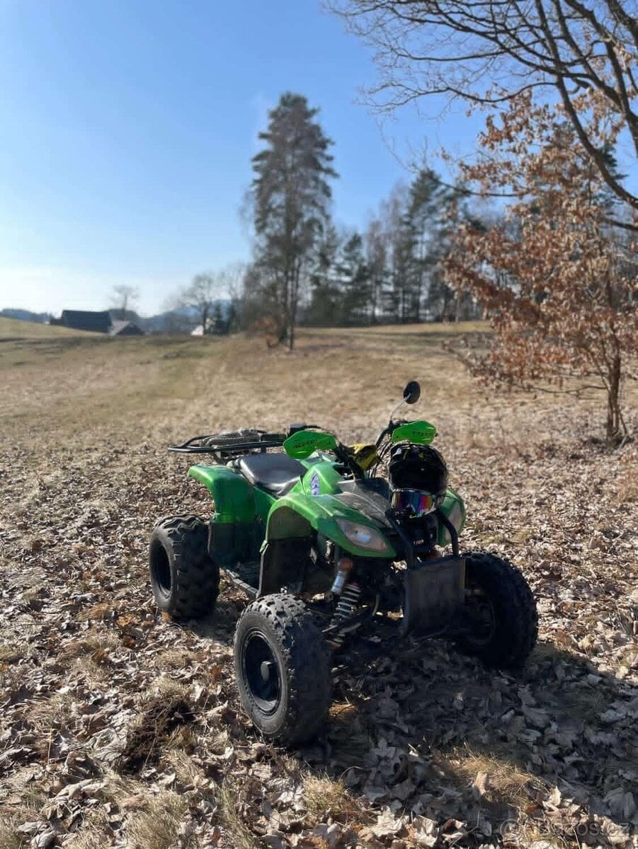 LYDA 250 na papírech