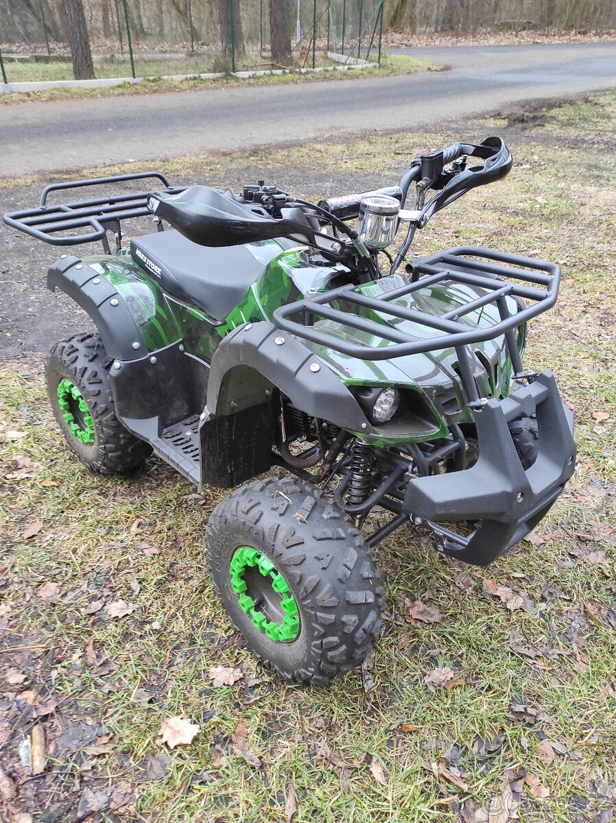 Dětská čtyřkolka