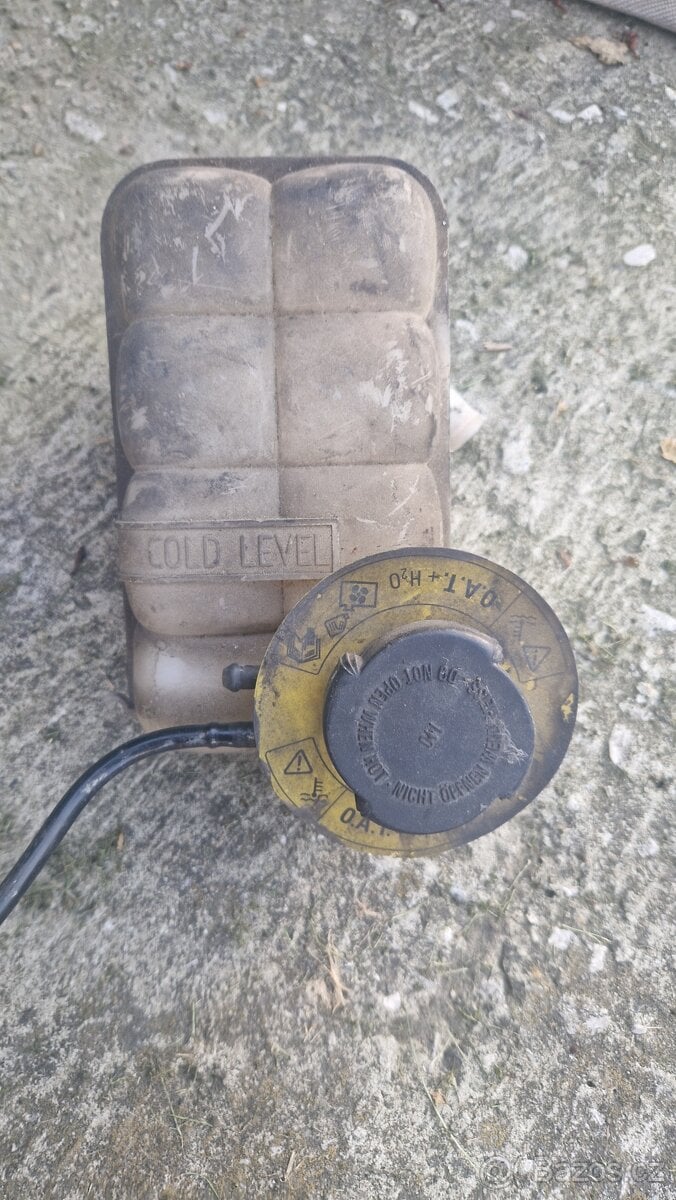 Prodám dílý na Land Rover Discovery