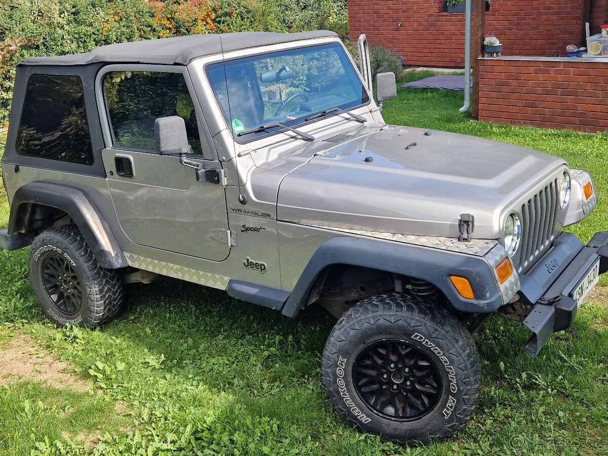 Jeep Wrangler TJ 2.5 Sport 4x4 - tažné - evropská verze -