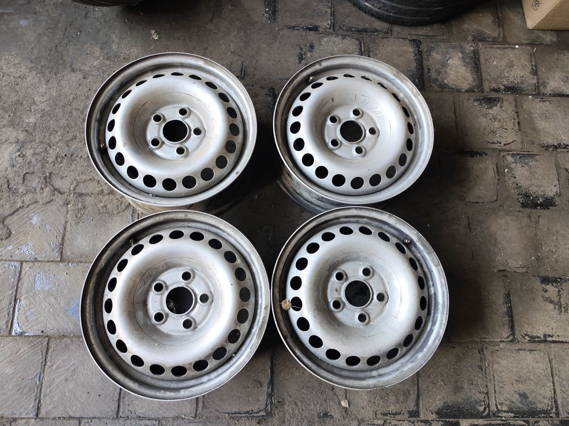 4ks 16"plechových disků 5x120 origo VW T5 T6 T6.1 Multivan