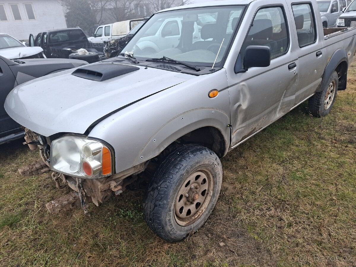 Nissan navara pickup double cab np300 D22 Díly