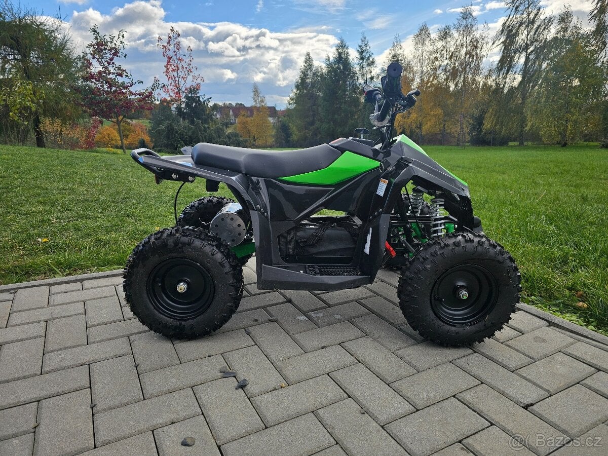 Dětská čtyřkolka