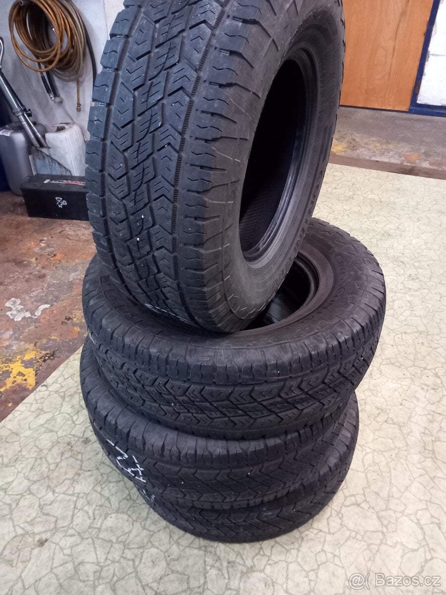 Pneu SUV 255/70/15 sada 1000kc