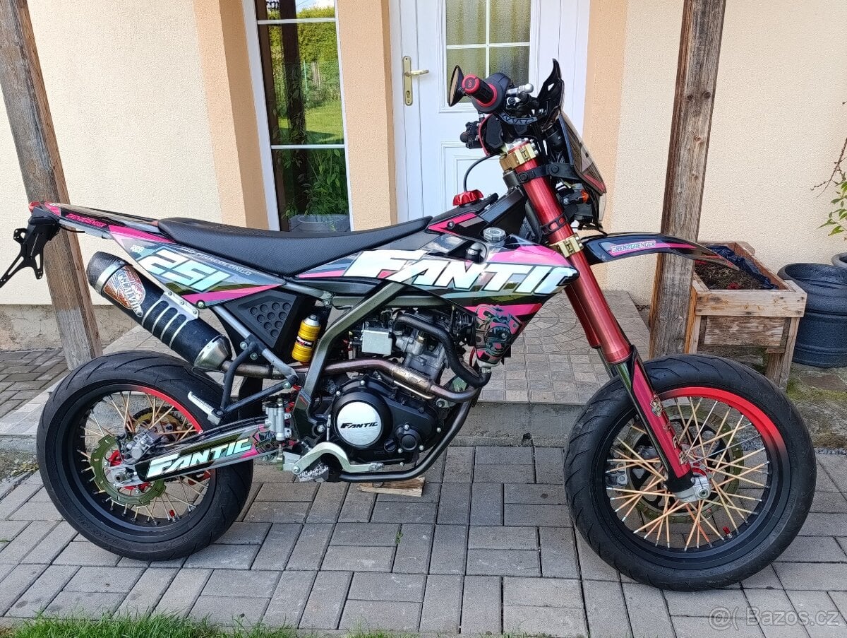Fantic XMF 125 Motard