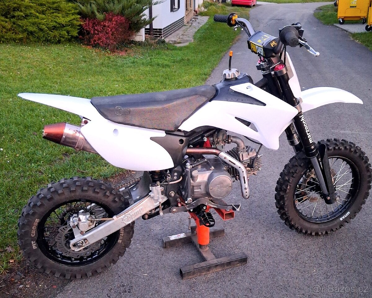 Pitbike Stomp 140 demonX