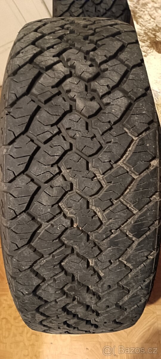 255/55 r19 Grip max A/T