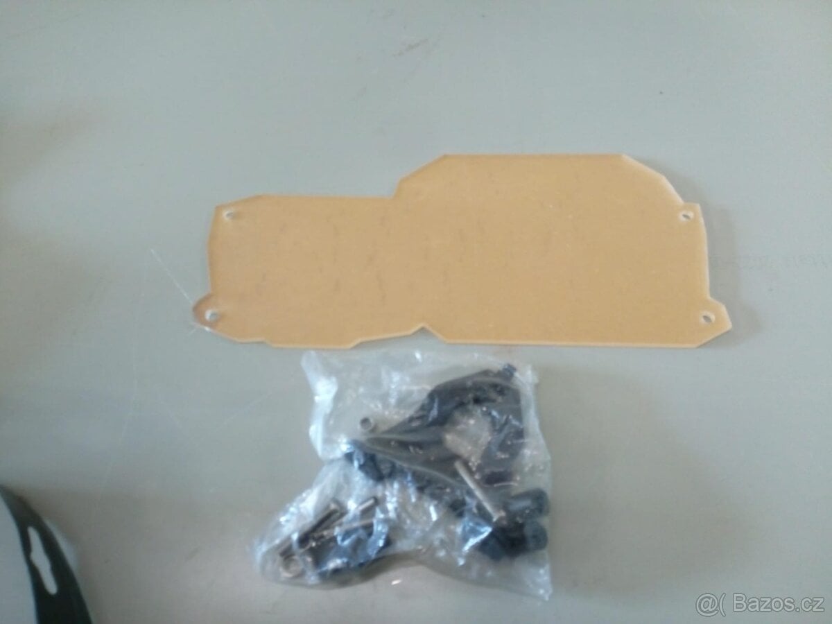 Kryt předního světla BMW 1200 GS touratech