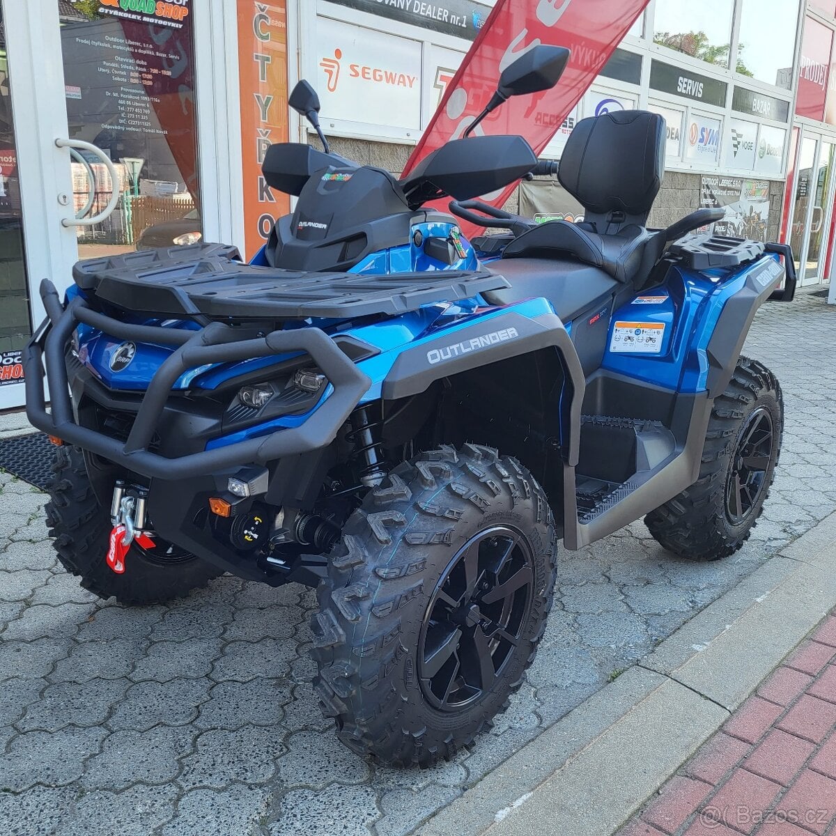 CAN-AM Outlander Max 650 XT ABS MY23, PŘEDVÁDĚCÍ, jen 10 km