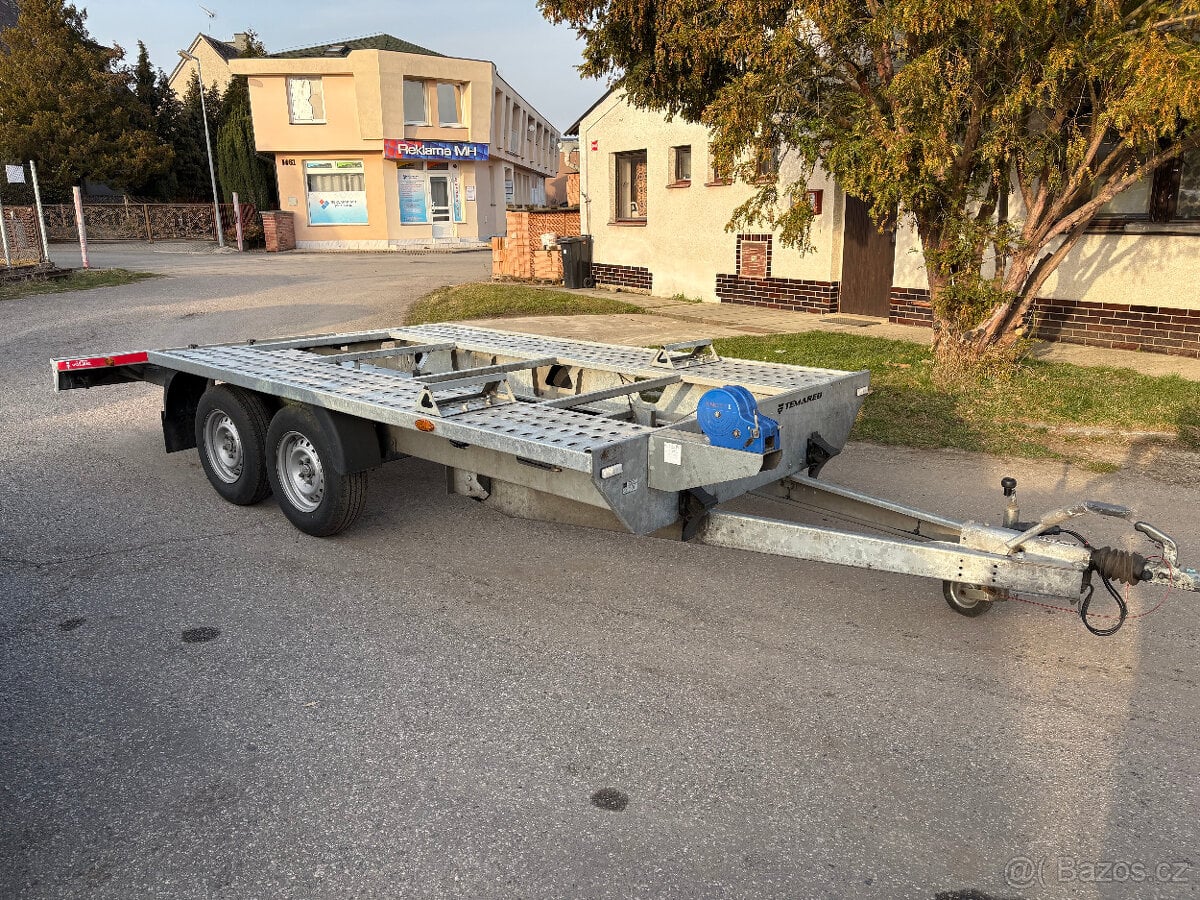 Přepravník na auta TEMARED 2700 ,odpočet DPH.