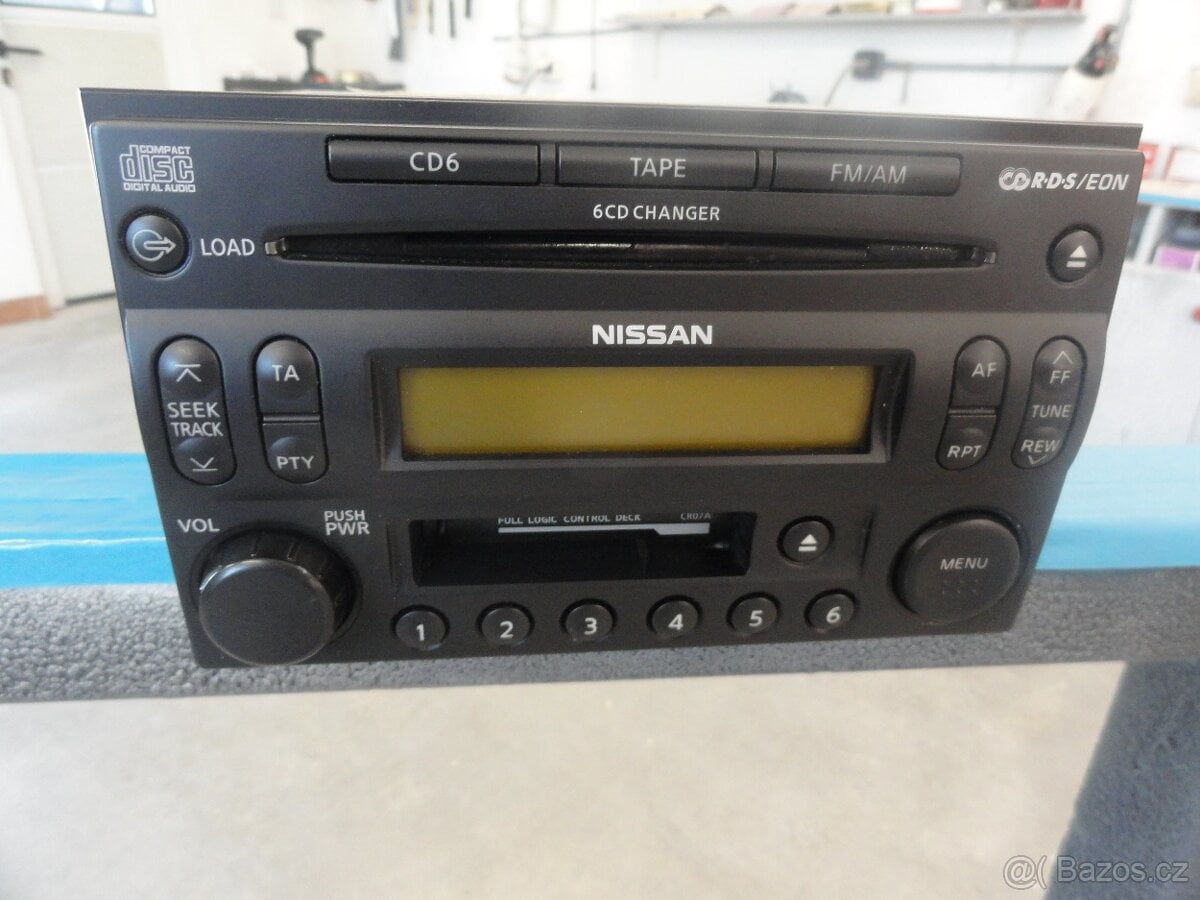 Rádio orig. Nissan Patrol GU4