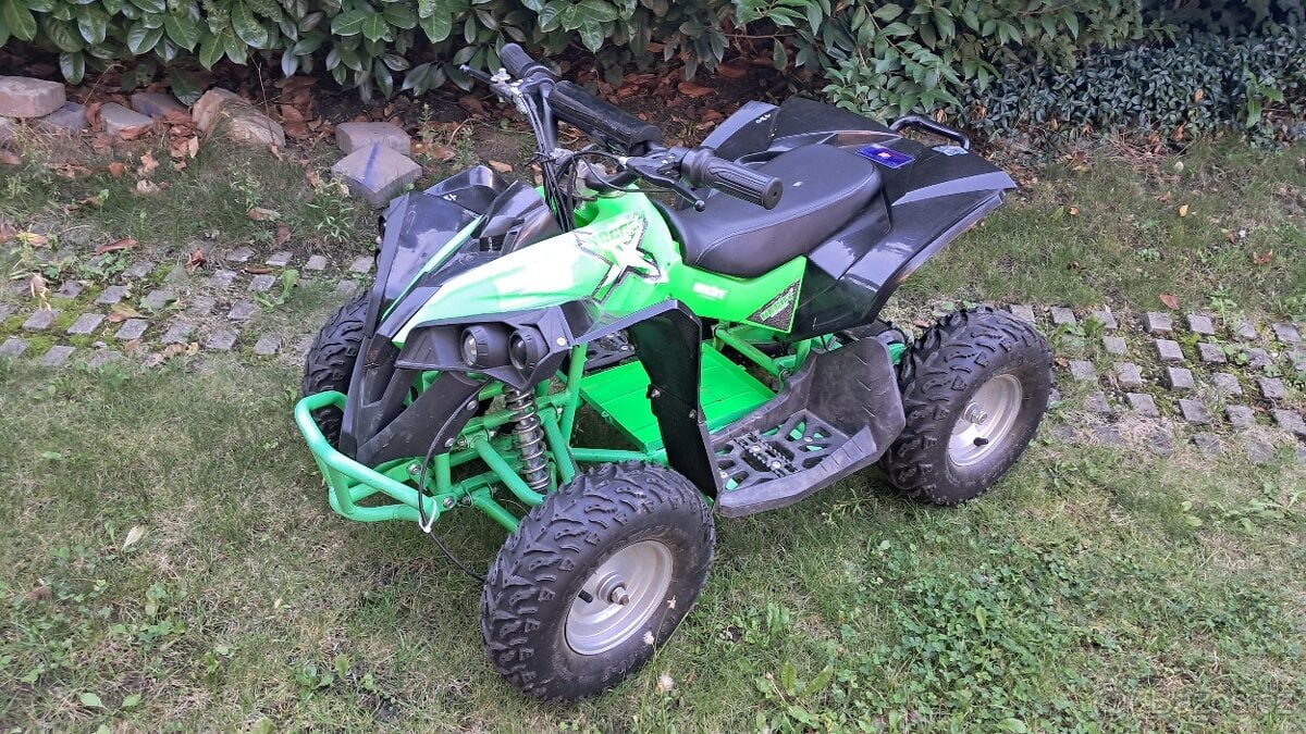 Elektrická čtyřkolka Hecht 51060 Green