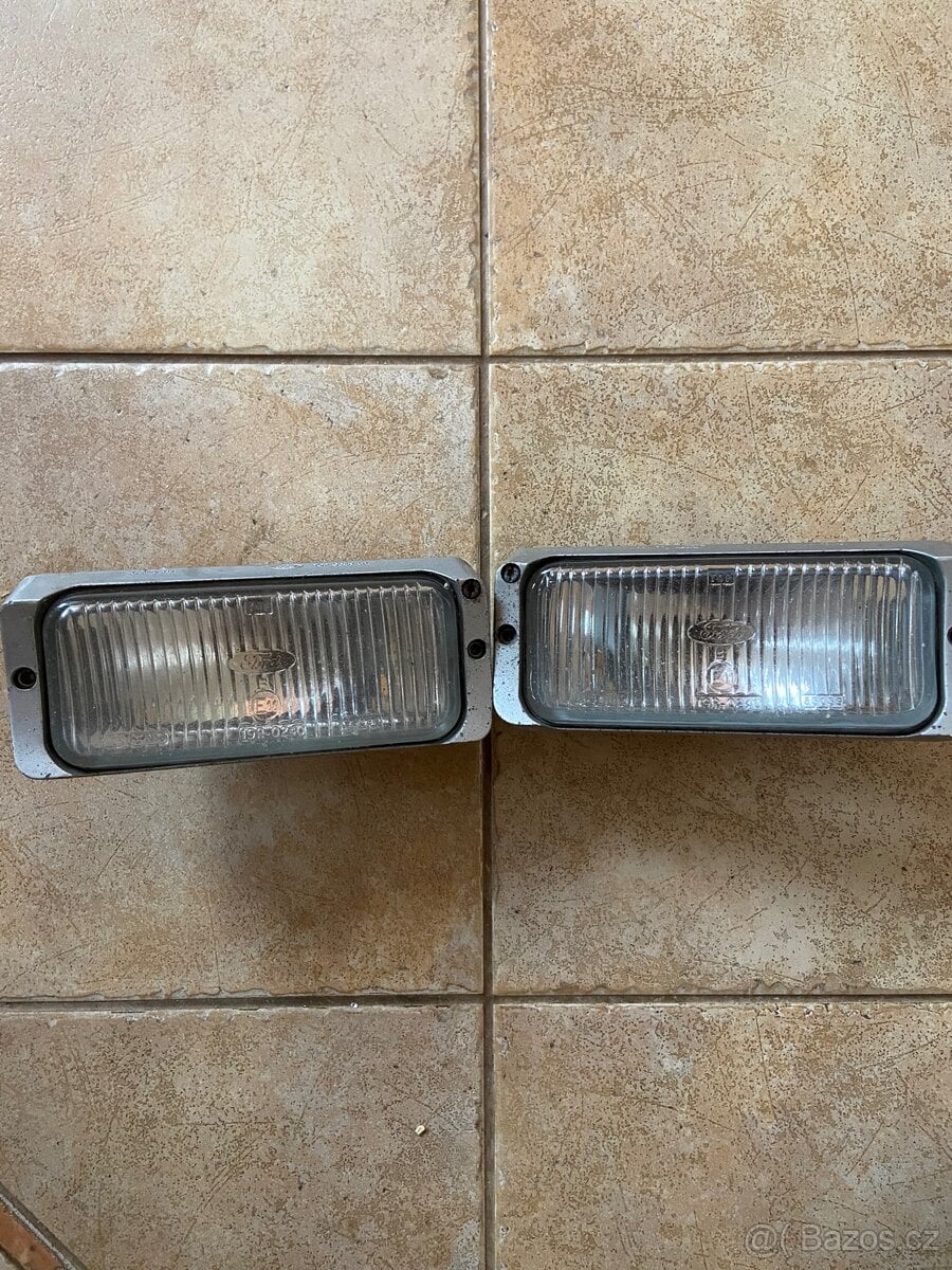 Ford sierra scorpio světla