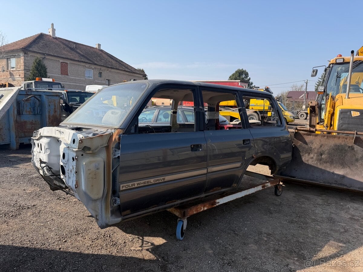 Toyota Land Cruiser 80 , karoserie