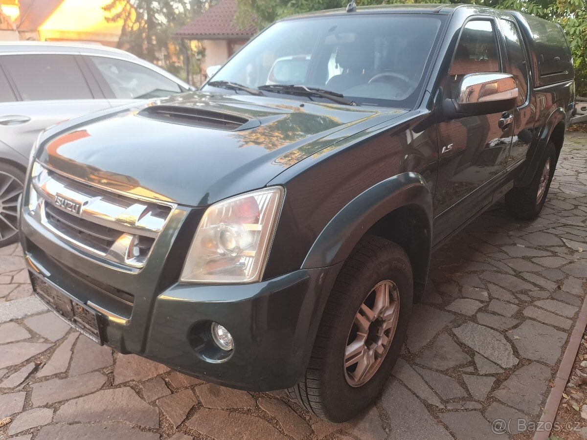 Isuzu D-max 3.0D 4x4, 120kW, 12/2011,