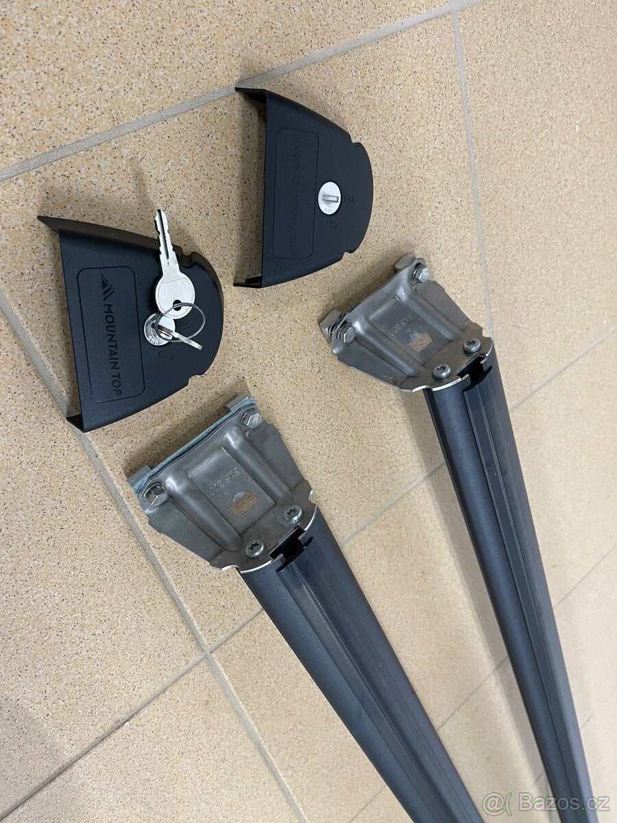 El. Roleta Toyota Hilux  + spoiler GR sport  + příčníky