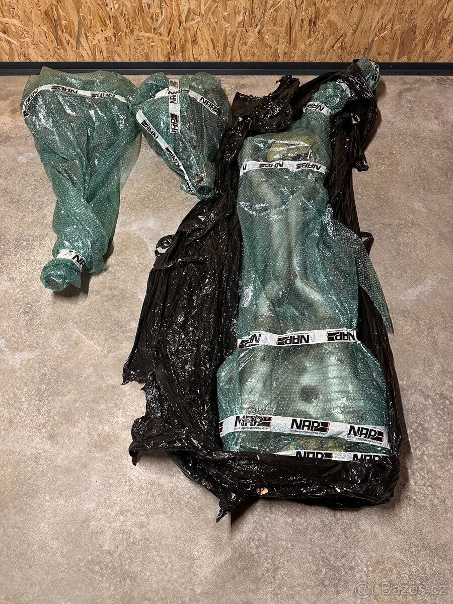 Originální výfuk - Doge Durango HELLCAT